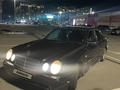 Mercedes-Benz E 230 1998 годаүшін2 100 000 тг. в Астана – фото 2