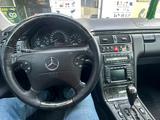 Mercedes-Benz E 320 2000 годаfor6 800 000 тг. в Шымкент – фото 3