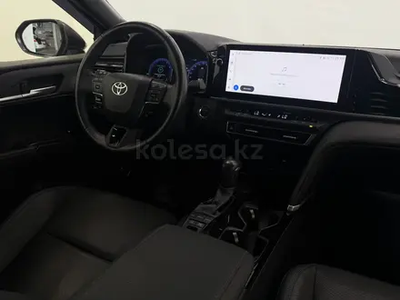 Toyota Camry Luxe 2024 года за 20 500 000 тг. в Астана – фото 13