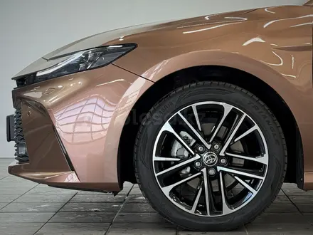 Toyota Camry Luxe 2024 года за 20 500 000 тг. в Астана – фото 16