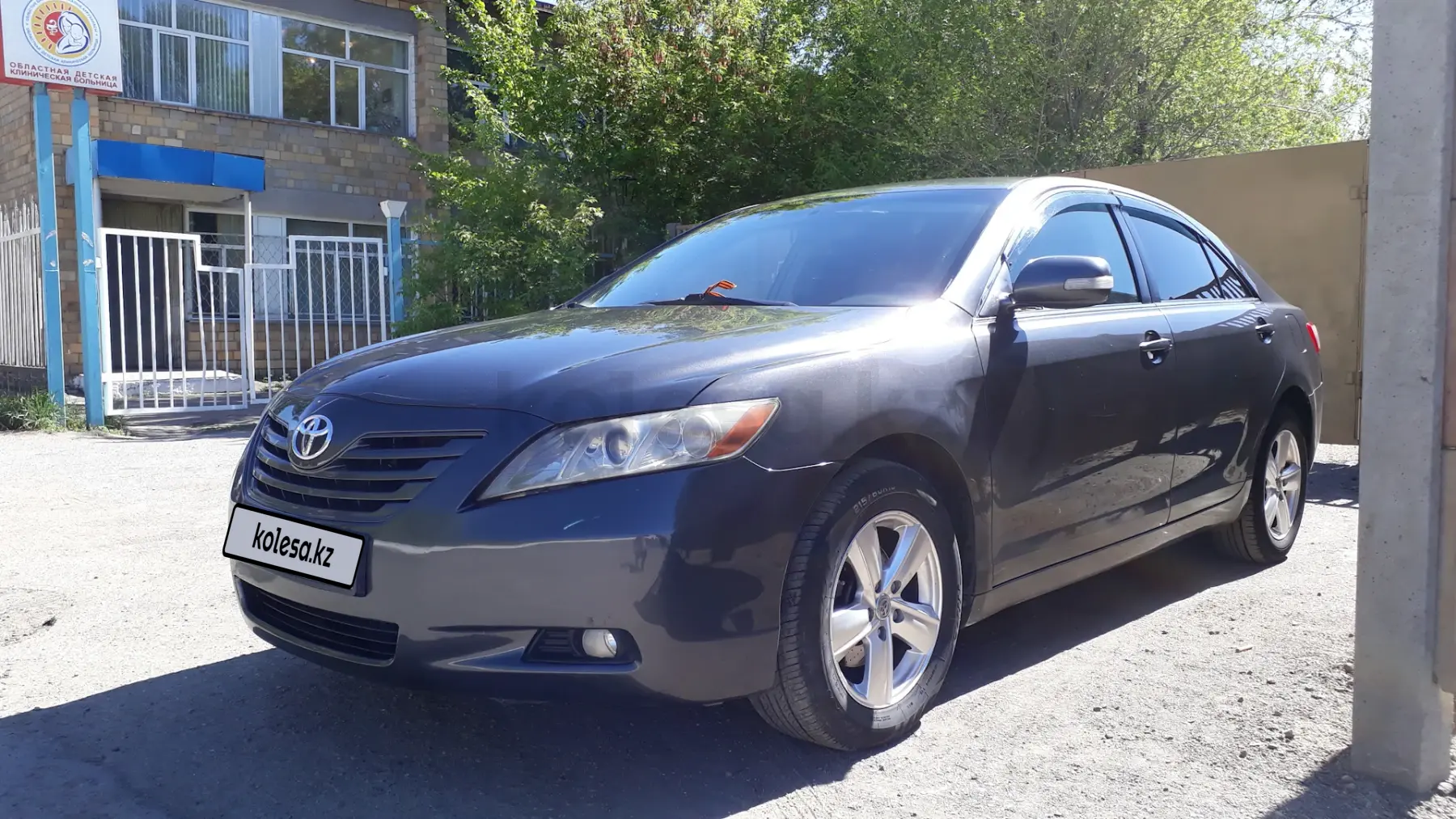 Toyota Camry, 2011