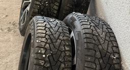 Диски оригинальные Тойота Лексус с зимней резиной Pirelli за 750 000 тг. в Караганда – фото 2