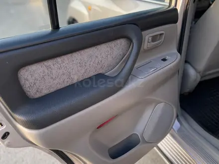 Toyota Land Cruiser 2005 года за 14 500 000 тг. в Алматы – фото 17