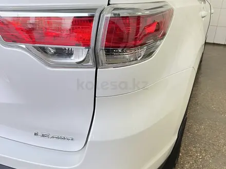 Toyota Highlander 2016 года за 13 000 000 тг. в Актау – фото 6