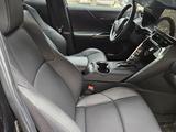 Toyota Venza 2023 года за 24 000 000 тг. в Алматы – фото 4