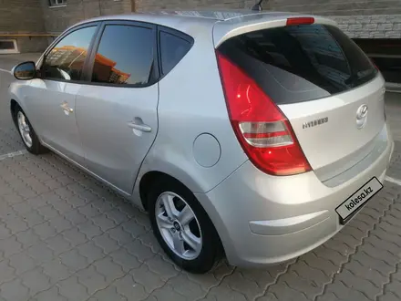 Hyundai i30 2010 года за 3 800 000 тг. в Актобе – фото 5