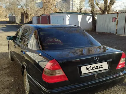 Mercedes-Benz C 180 1995 года за 2 500 000 тг. в Караганда – фото 11