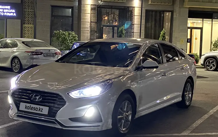 Hyundai Sonata 2019 годаfor8 800 000 тг. в Шымкент