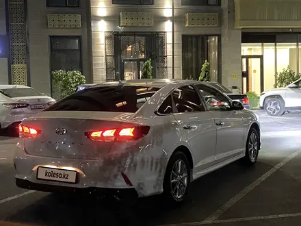 Hyundai Sonata 2019 года за 8 800 000 тг. в Шымкент – фото 6