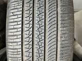 PIRELLI 255/45R20, 285/40R20 ВСЕСЕЗОНКА ХОРОШИЙ Б/У за 140 000 тг. в Шымкент