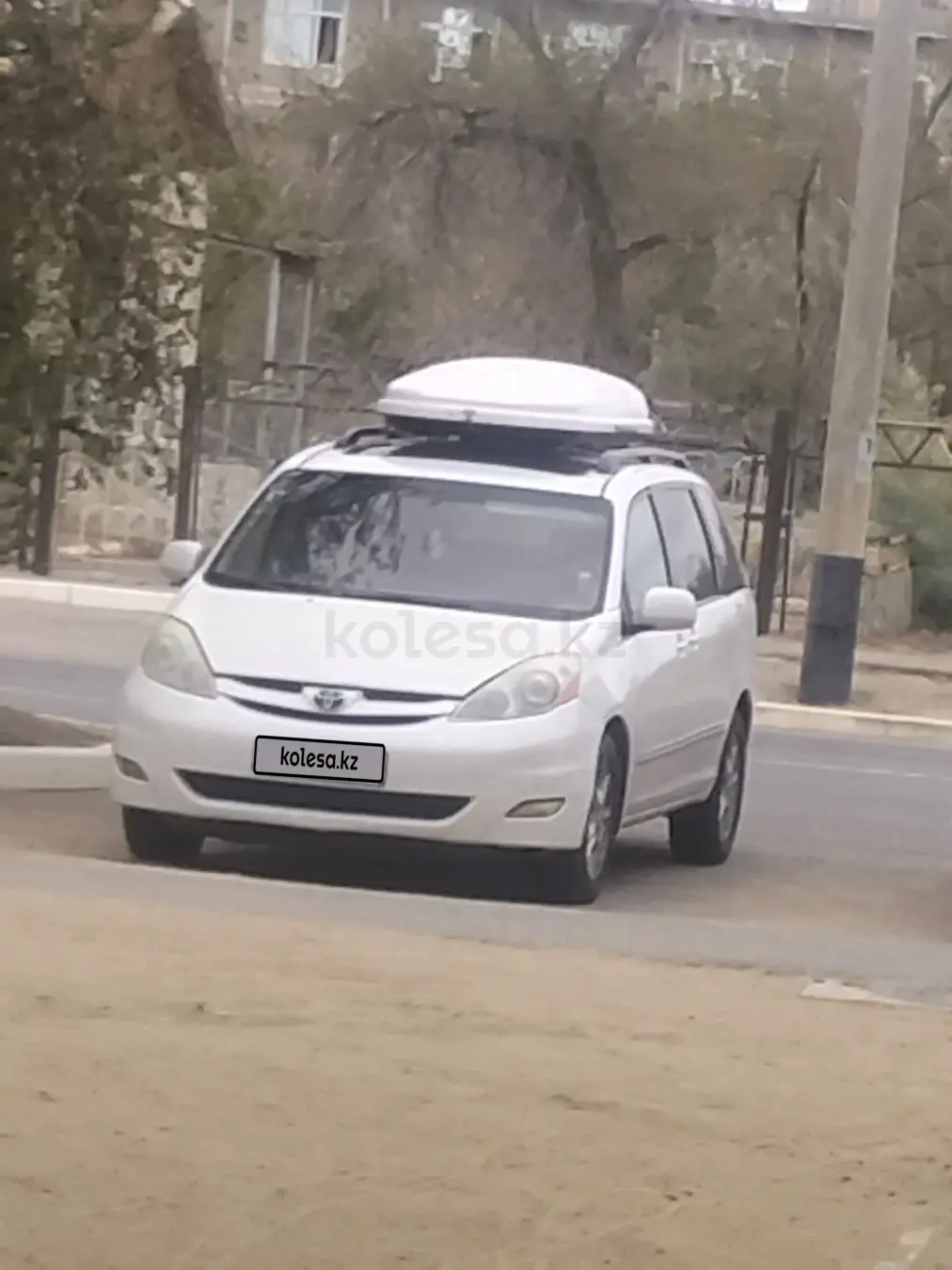Toyota Sienna, 2006