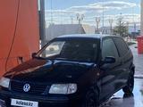 Volkswagen Polo 2000 года за 670 000 тг. в Уральск – фото 2
