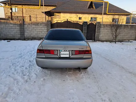 Toyota Camry 2000 года за 3 500 000 тг. в Алматы – фото 7