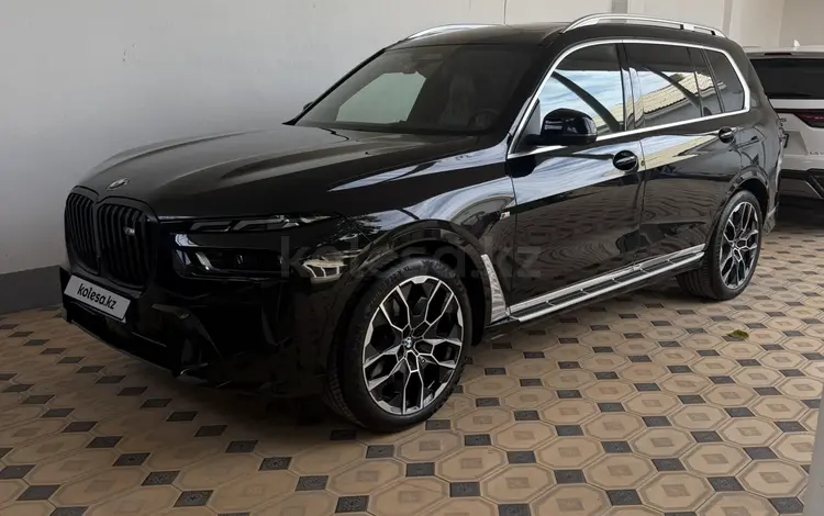 BMW X7 2024 года за 65 000 000 тг. в Алматы