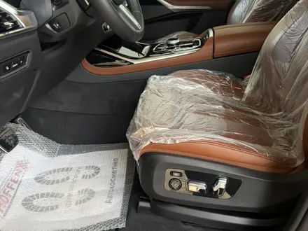 BMW X7 2024 года за 65 000 000 тг. в Алматы – фото 11