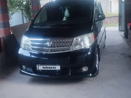 Toyota Alphard 2004 года за 6 500 000 тг. в Алматы – фото 3