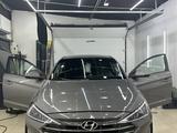 Hyundai Elantra 2019 года за 7 000 000 тг. в Атырау