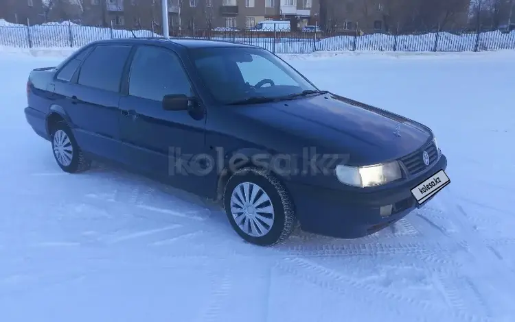 Volkswagen Passat 1993 годаfor1 000 000 тг. в Жанаарка