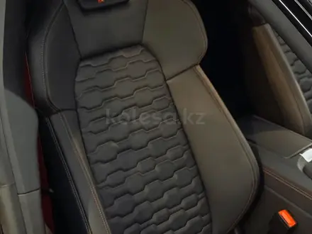 Audi e-tron GT 2023 года за 81 000 000 тг. в Алматы – фото 9