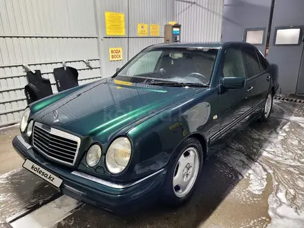 Mercedes-Benz E 230 1996 года за 2 200 000 тг. в Тараз