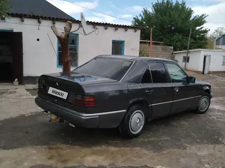 Mercedes-Benz E 200 1991 года за 1 170 000 тг. в Туркестан – фото 2