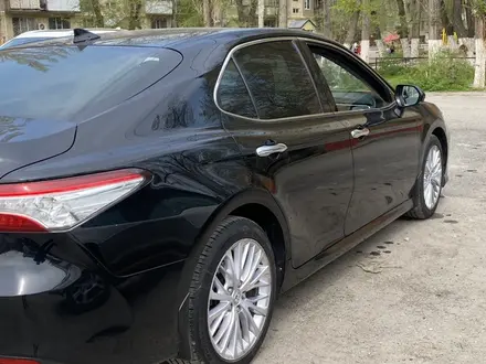 Toyota Camry 2019 года за 14 000 000 тг. в Тараз – фото 4