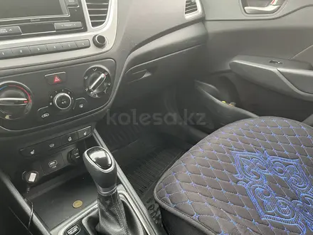 Hyundai Accent 2019 года за 6 500 000 тг. в Атырау – фото 9