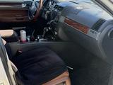 Volkswagen Touareg 2005 года за 4 200 000 тг. в Астана – фото 5