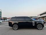 Land Rover Range Rover 2022 года за 69 500 000 тг. в Алматы – фото 4