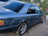 Mercedes-Benz E 230 1992 года за 550 000 тг. в Караганда – фото 4