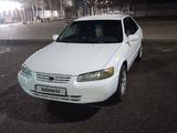 Toyota Camry 1998 года за 3 500 000 тг. в Шу – фото 3