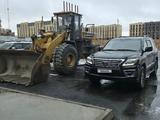 Lexus LX 570 2013 годаүшін18 000 000 тг. в Актобе – фото 2
