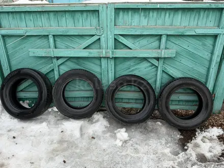 Резина DUNLOP 215/65/R16 за 92 000 тг. в Усть-Каменогорск
