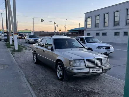 Mercedes-Benz E 230 1991 года за 2 100 000 тг. в Кызылорда – фото 5