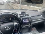 Toyota Camry 2014 годаүшін7 700 000 тг. в Алматы – фото 4