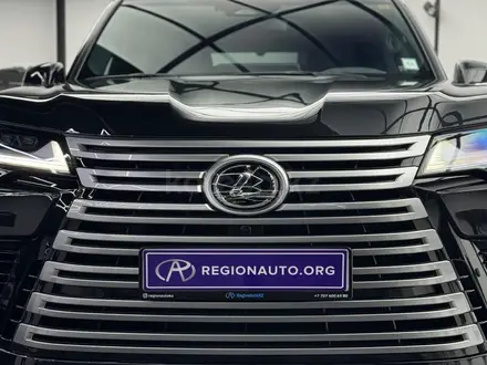 Lexus LX 700h Luxury 2025 года за 90 000 000 тг. в Алматы – фото 2