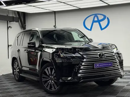 Lexus LX 700h Luxury 2025 года за 90 000 000 тг. в Алматы