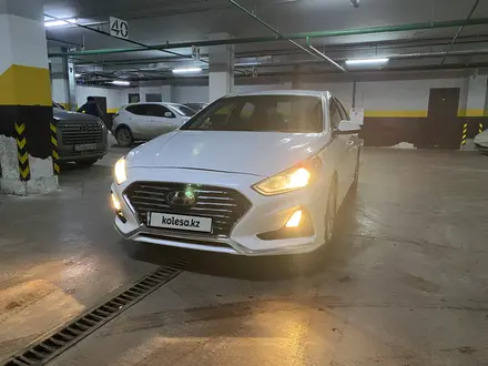 Hyundai Sonata 2019 года за 9 150 000 тг. в Астана