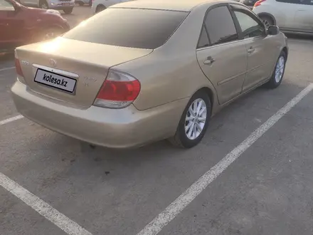 Toyota Camry 2005 года за 3 900 000 тг. в Алматы – фото 2