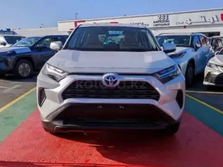 Toyota RAV4 2023 года за 22 400 000 тг. в Астана – фото 2