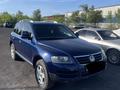 Volkswagen Touareg 2005 годаүшін5 258 000 тг. в Караганда – фото 2