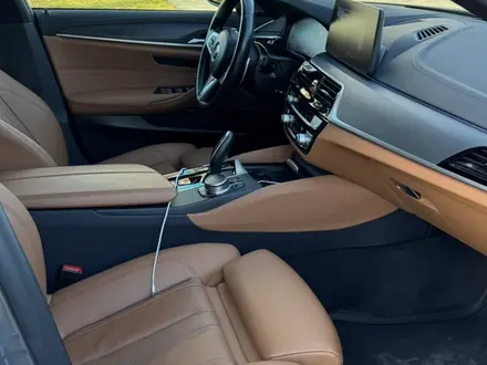 BMW 530 2021 года за 28 000 000 тг. в Астана – фото 13