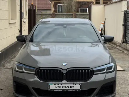 BMW 530 2021 года за 28 000 000 тг. в Астана – фото 2