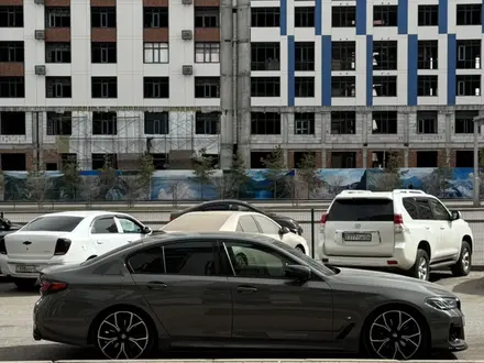 BMW 530 2021 года за 28 000 000 тг. в Астана – фото 4