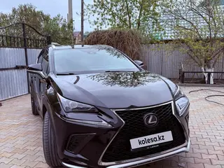 Lexus NX 300