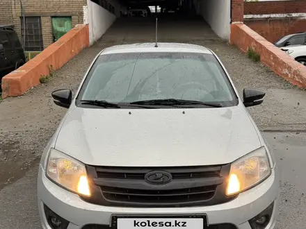 ВАЗ (Lada) Granta 2190 2015 года за 2 900 000 тг. в Костанай – фото 2