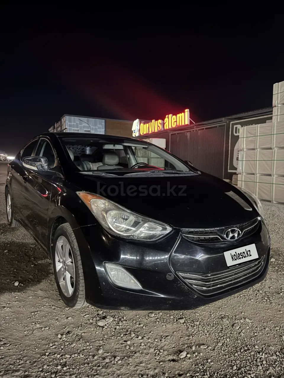 Hyundai Elantra, 2011