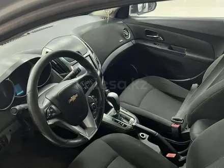 Chevrolet Cruze 2013 года за 2 600 000 тг. в Костанай – фото 6