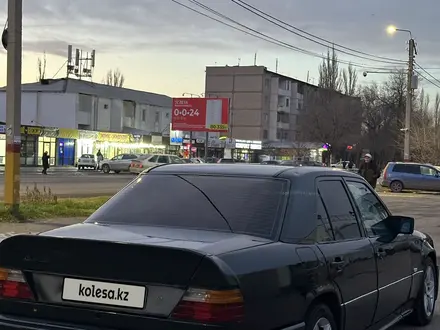 Mercedes-Benz E 230 1991 года за 2 200 000 тг. в Тараз – фото 8