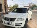 Volkswagen Touareg 2004 годаfor3 500 000 тг. в Шымкент